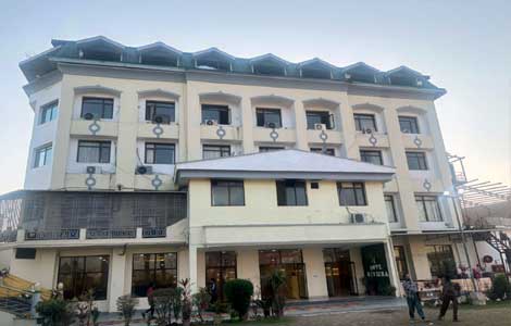 Cheap hotel near Clock Tower Dehradun